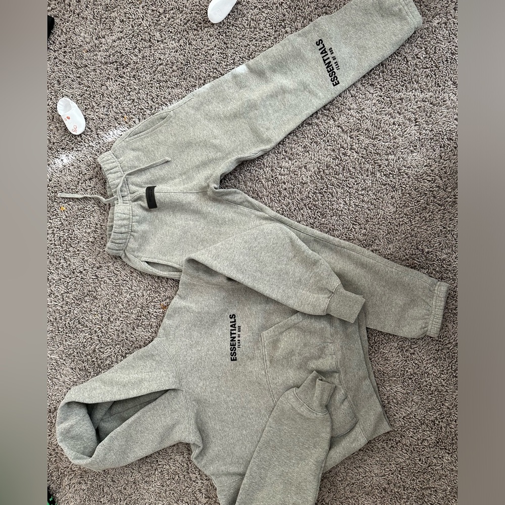 !!SOLD!! Kids essentials set
